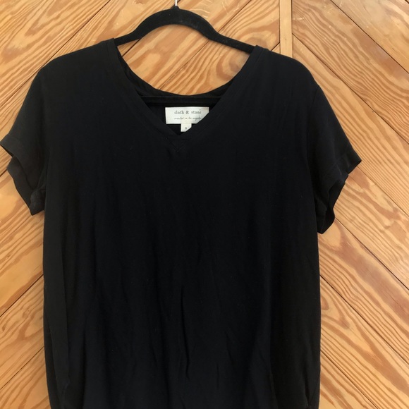 Cloth & Stone V Neck Tee Black - Picture 3 of 4